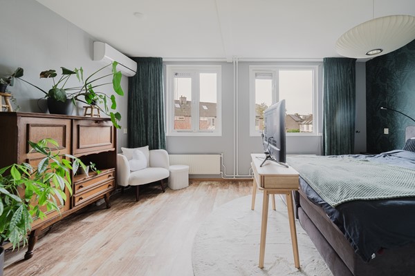 Medium property photo - P. Hellendaalstraat 14, 3208 AP Spijkenisse